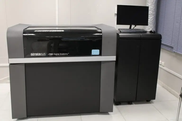 Impressora 3D Stratasys - Polyjet J750